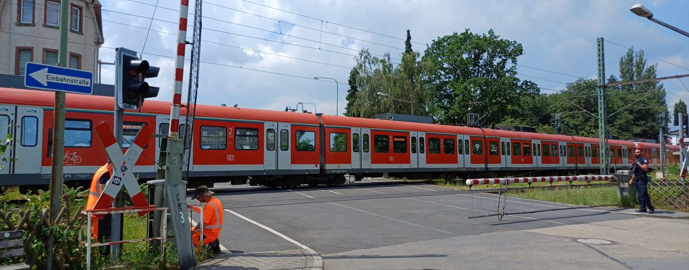 Bahnübergang Eschborn Schwalbacher Straße